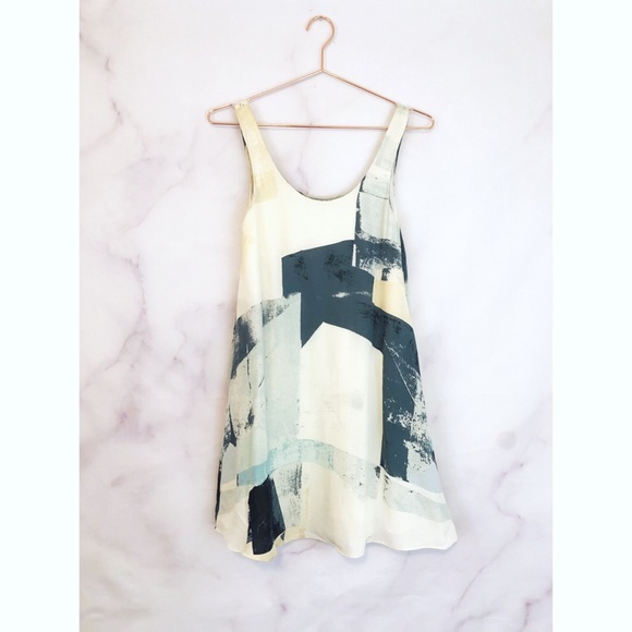 Aritzia Dresses & Skirts - Aritzia Wilfred Dress